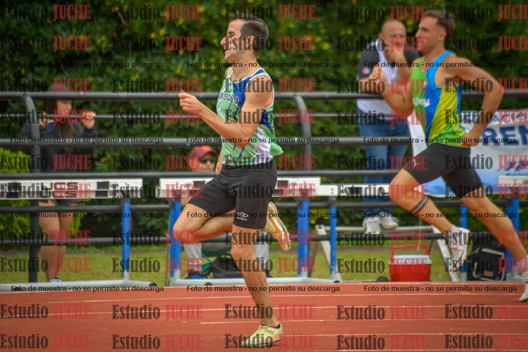 Fotos de los 400 m llanos de varones