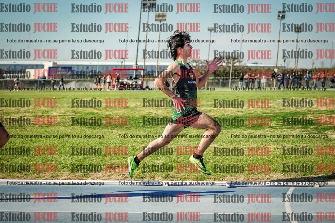 Fotos de los 400 m llanos de varones