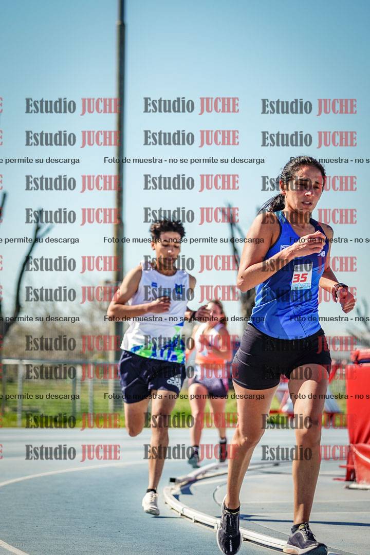 Fotos de los 5000 m llanos de mujeres y varones