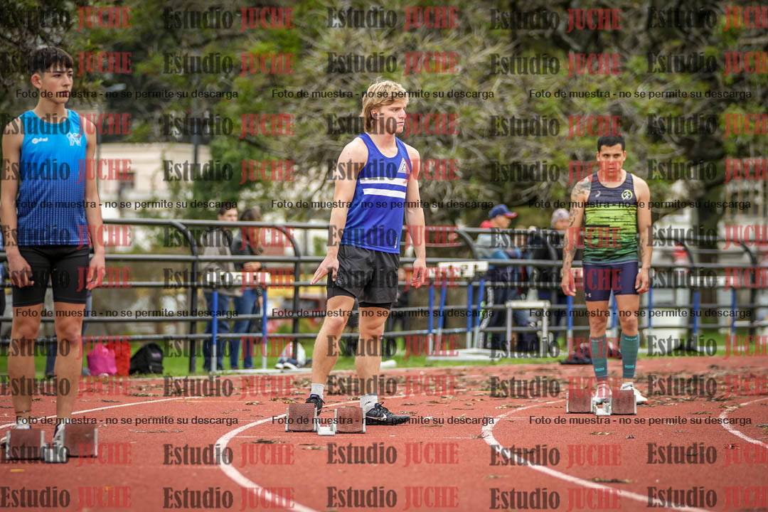 Fotos de los 200 m llanos de varones