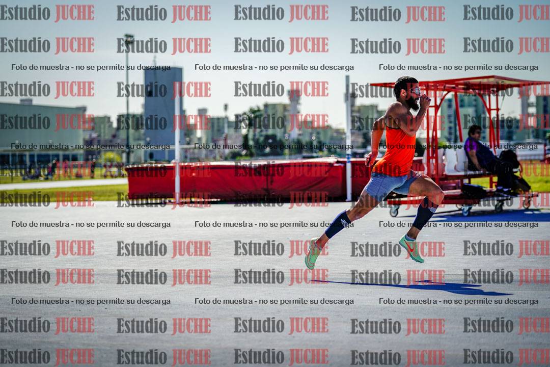 Fotos de los 400 m llanos de varones