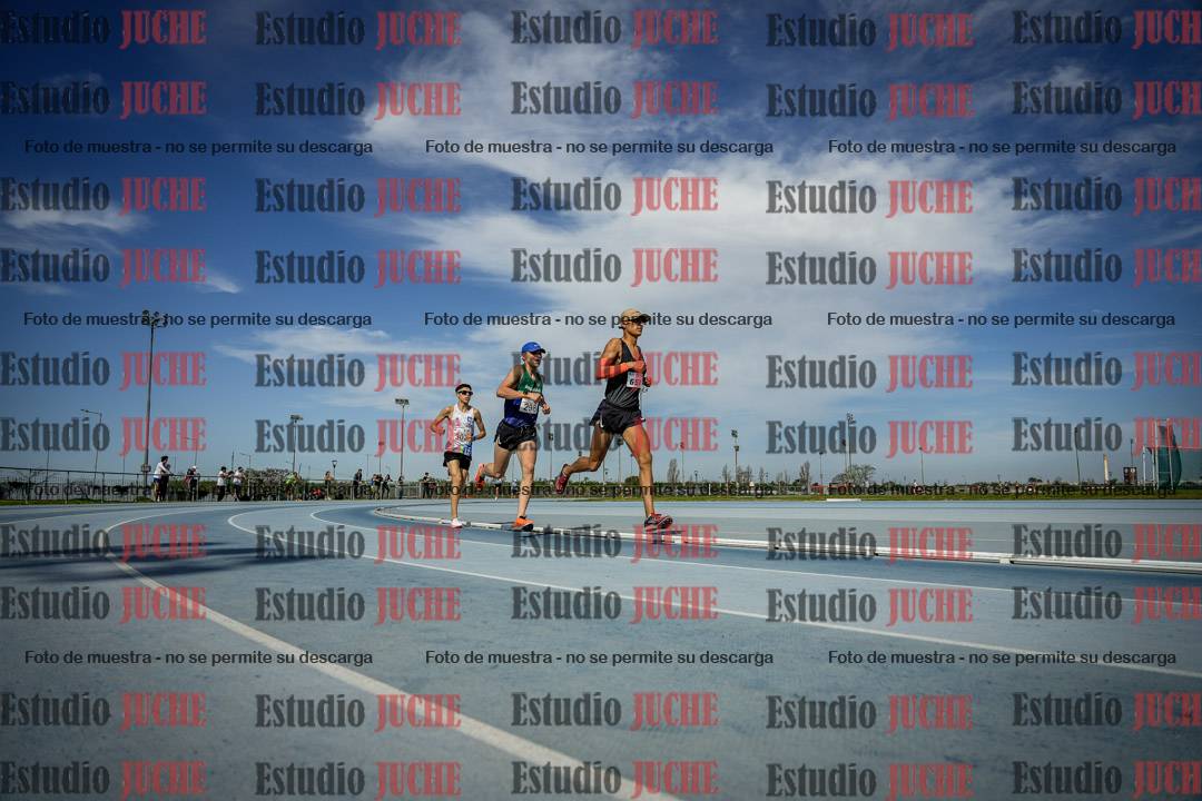 Fotos de los 3000 m llanos de varones