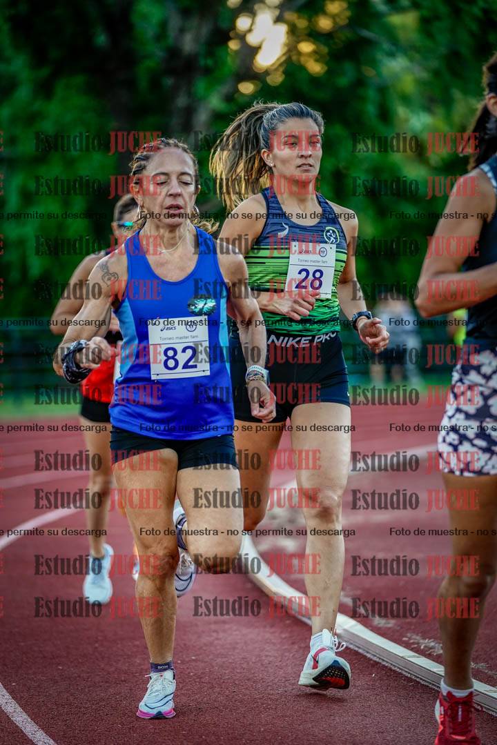 Fotos de los 1500 m llanos de mujeres