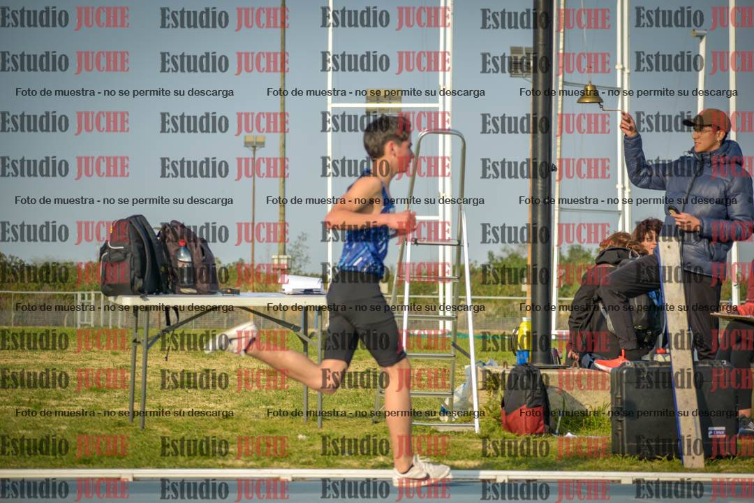 Fotos de los 3000 m llanos de varones
