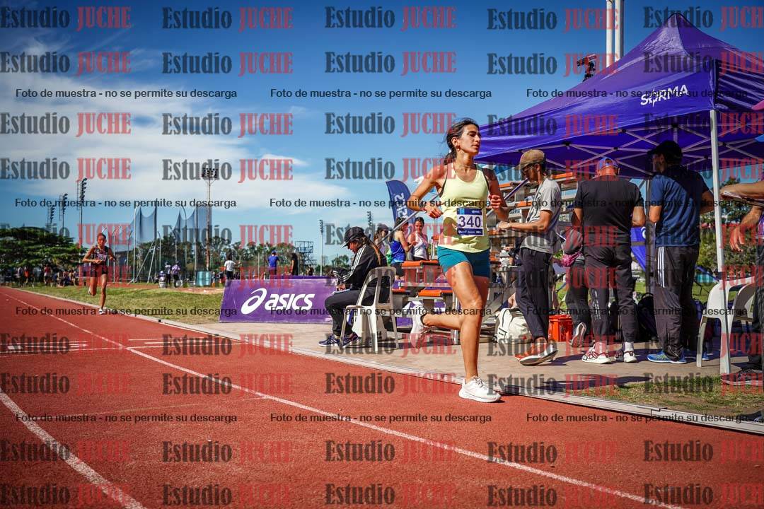 Fotos de los 5000 m llanos de mujeres