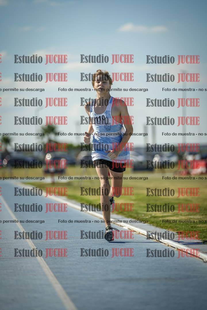 Fotos de los 600 m llanos de varones