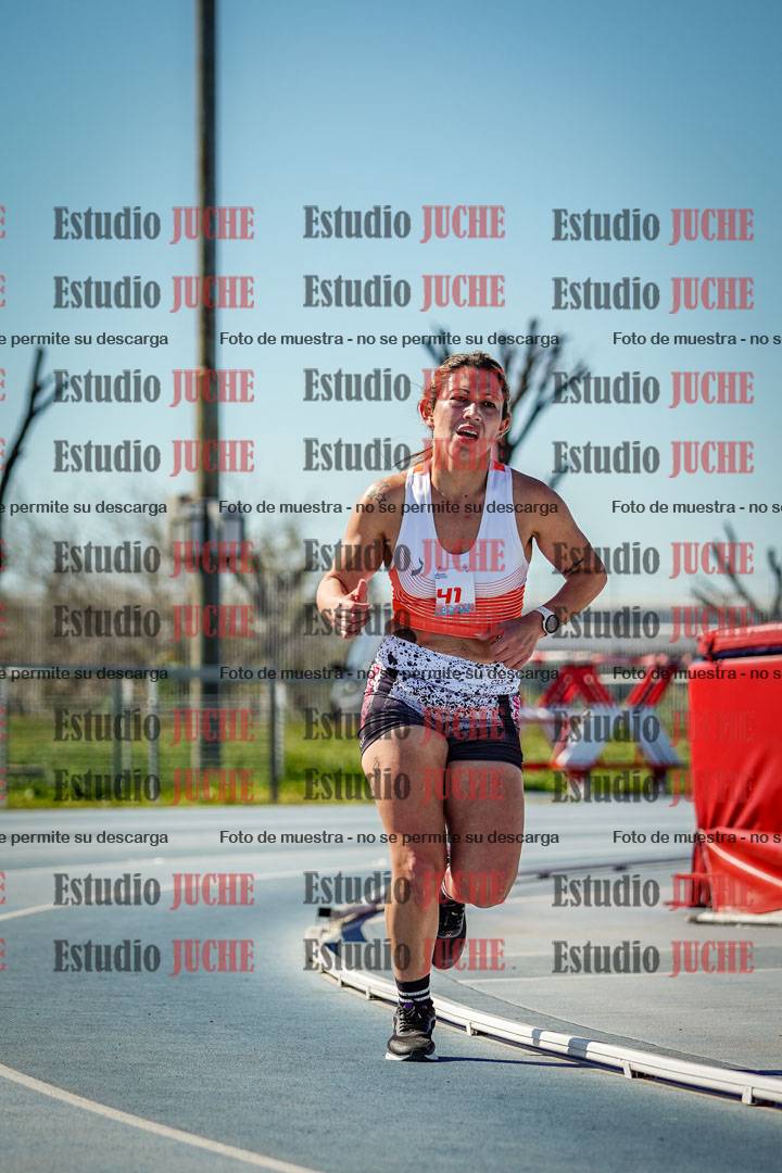 Fotos de los 5000 m llanos de mujeres y varones