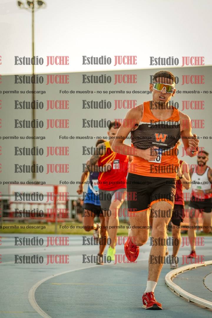 Fotos de los 3000 m llanos de varones