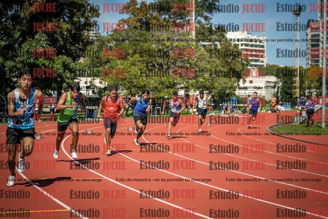 Fotos de los 200 m llanos de varones