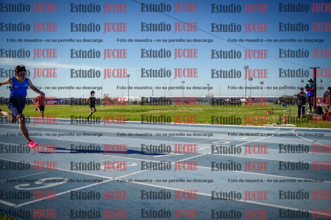Fotos de los 400 m llanos de varones