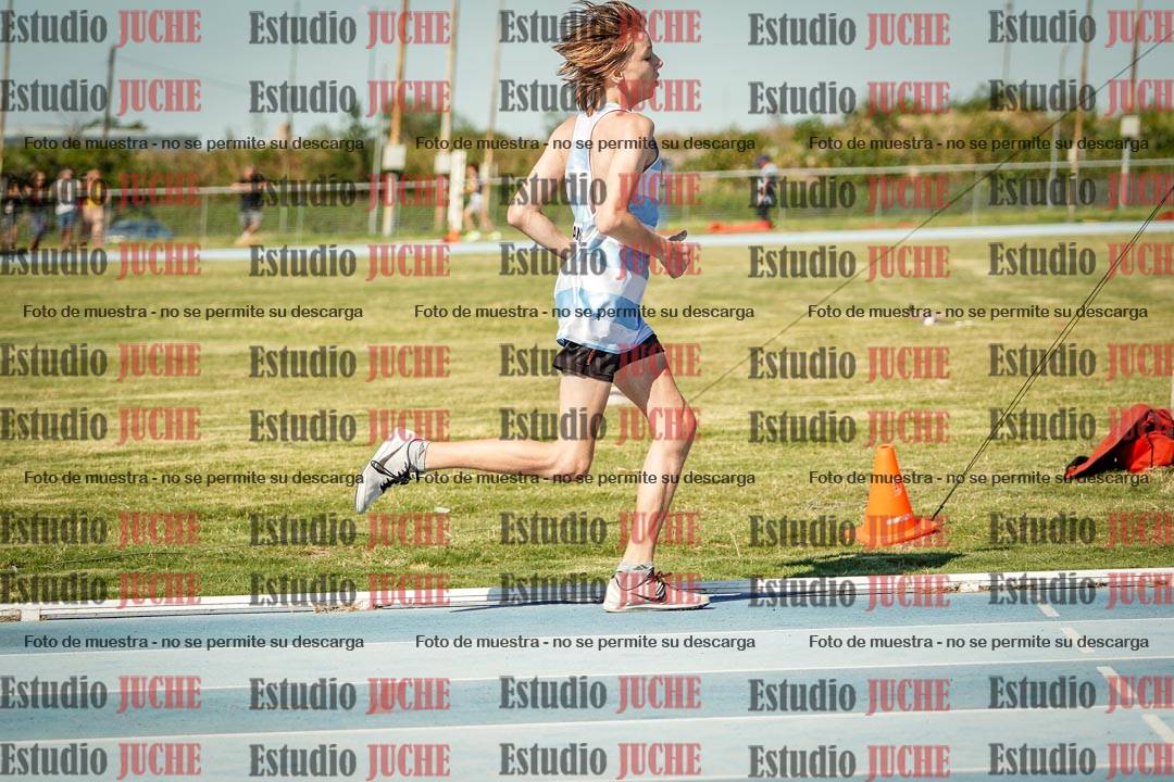 Fotos de los 600 m llanos de varones