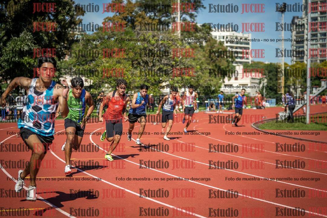 Fotos de los 200 m llanos de varones