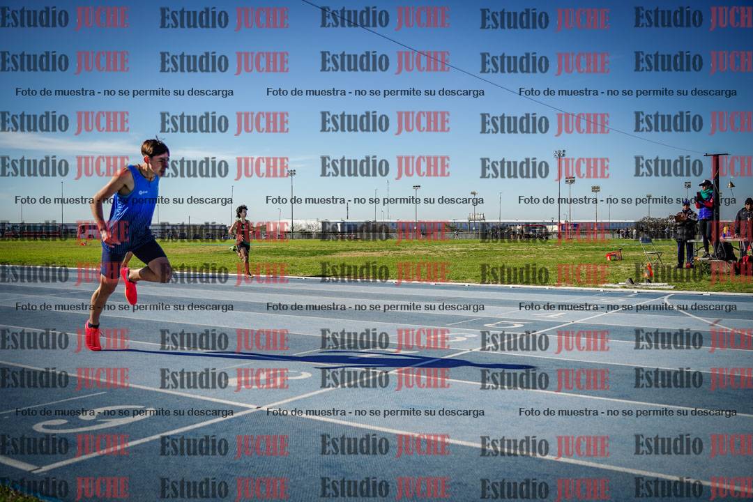 Fotos de los 400 m llanos de varones