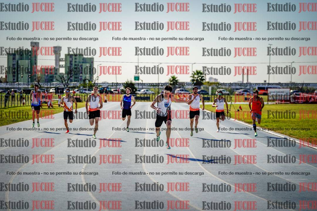 Fotos de los 400 m llanos de varones