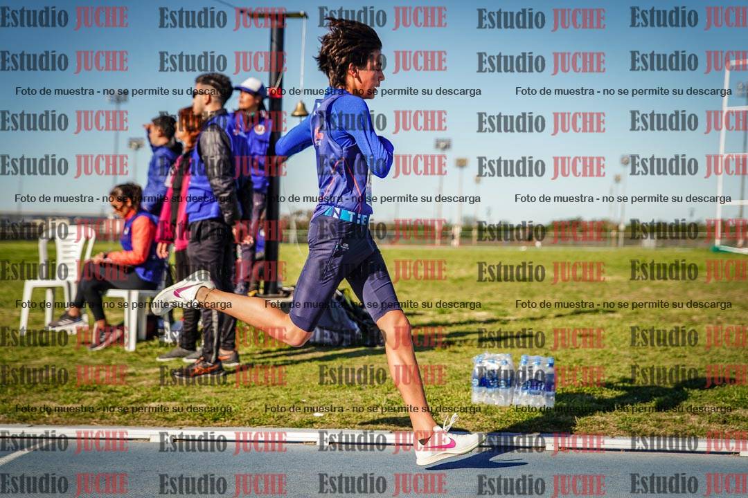 Fotos de los 2000 m llanos de varones