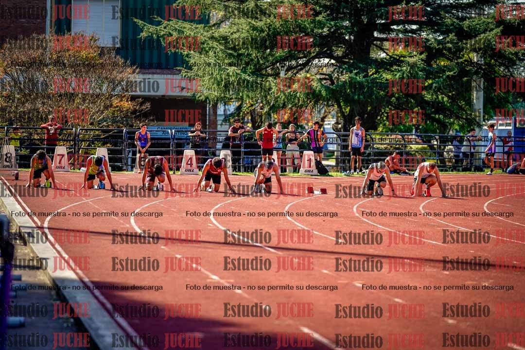 Fotos de los 100 m llanos de varones