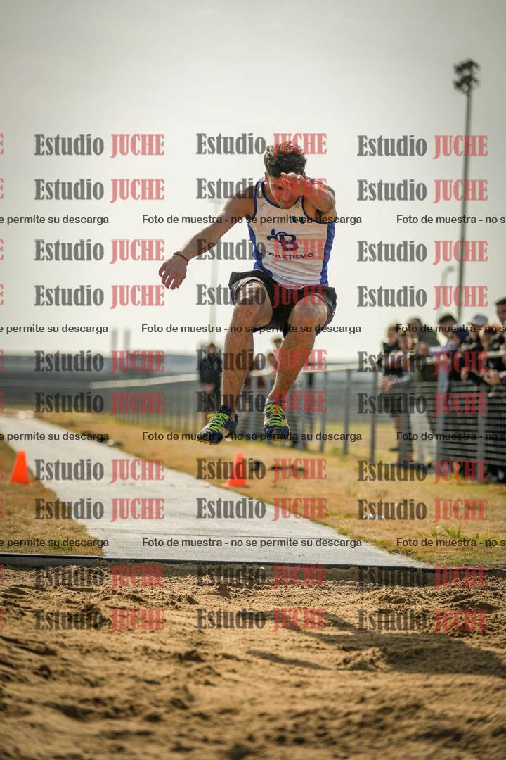 Fotos del salto triple de varones
