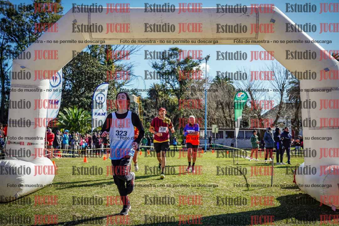 Fotos de la llegada del cross de 1500 m