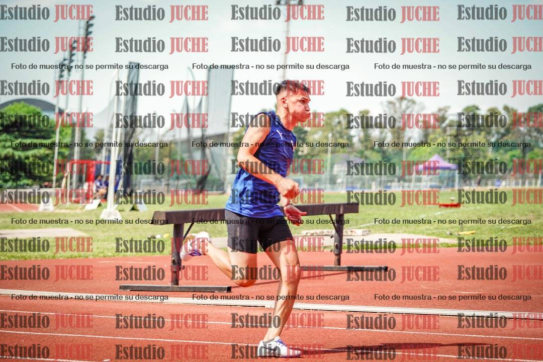 Fotos de los 400 m llanos de varones