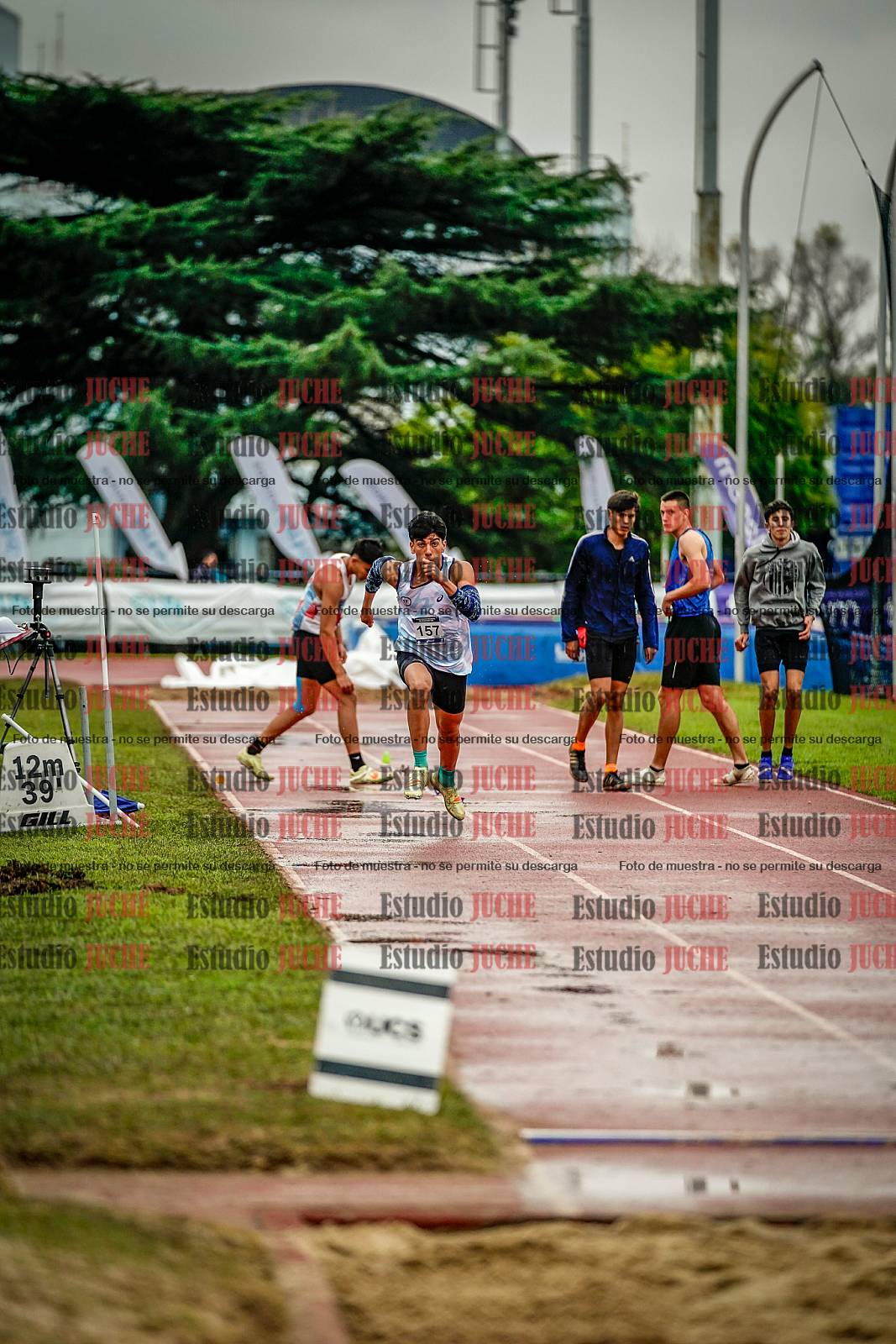 Fotos del salto en largo de varones - decatlón 2