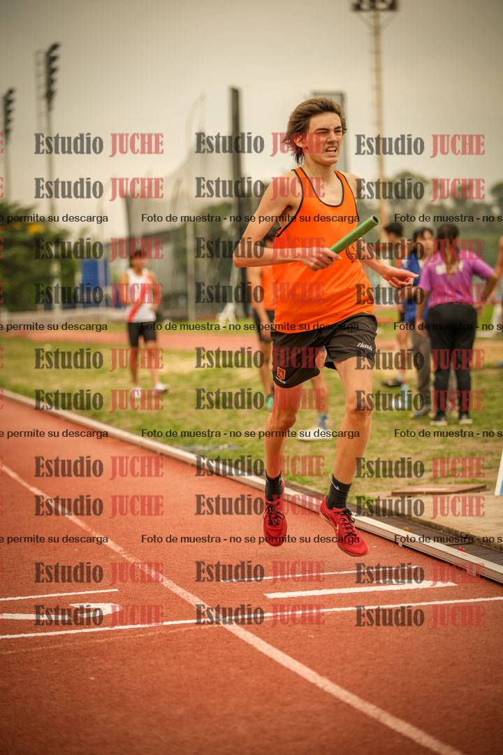 Fotos de las Postas 4x400 m de varones