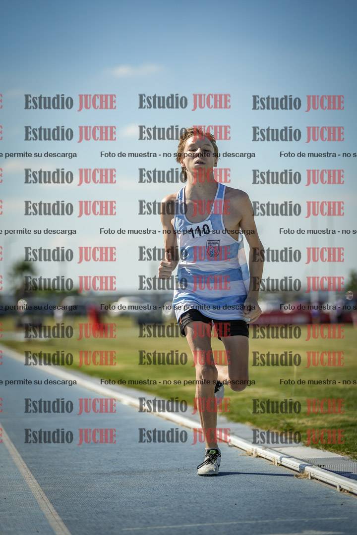 Fotos de los 600 m llanos de varones