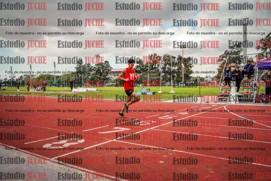 Fotos de los 400 m llanos de varones