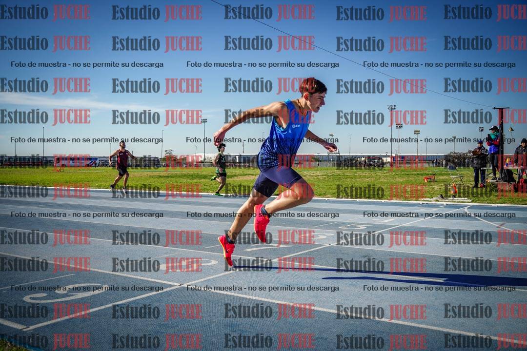 Fotos de los 400 m llanos de varones