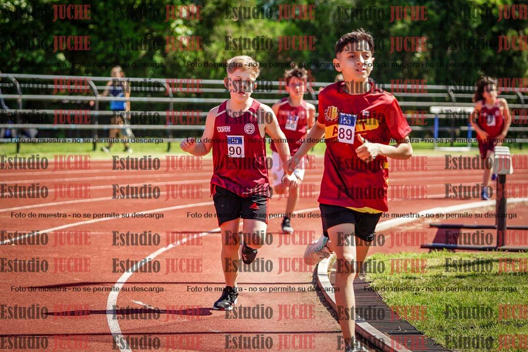 Fotos de los 1000 m llanos de varones