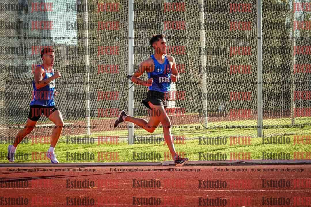 Fotos de los 3000 m llanos de varones