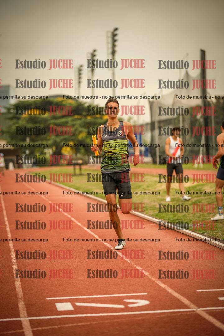 Fotos de las Postas 4x400 m de varones