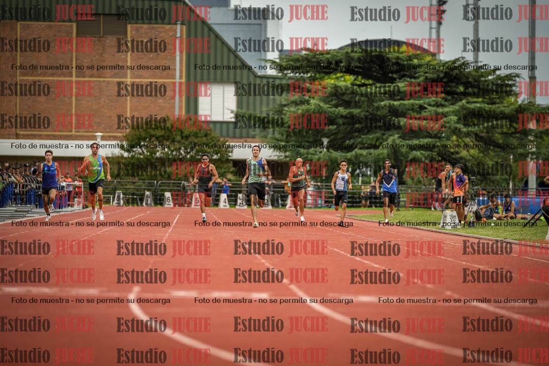 Fotos de los 400 m llanos de varones