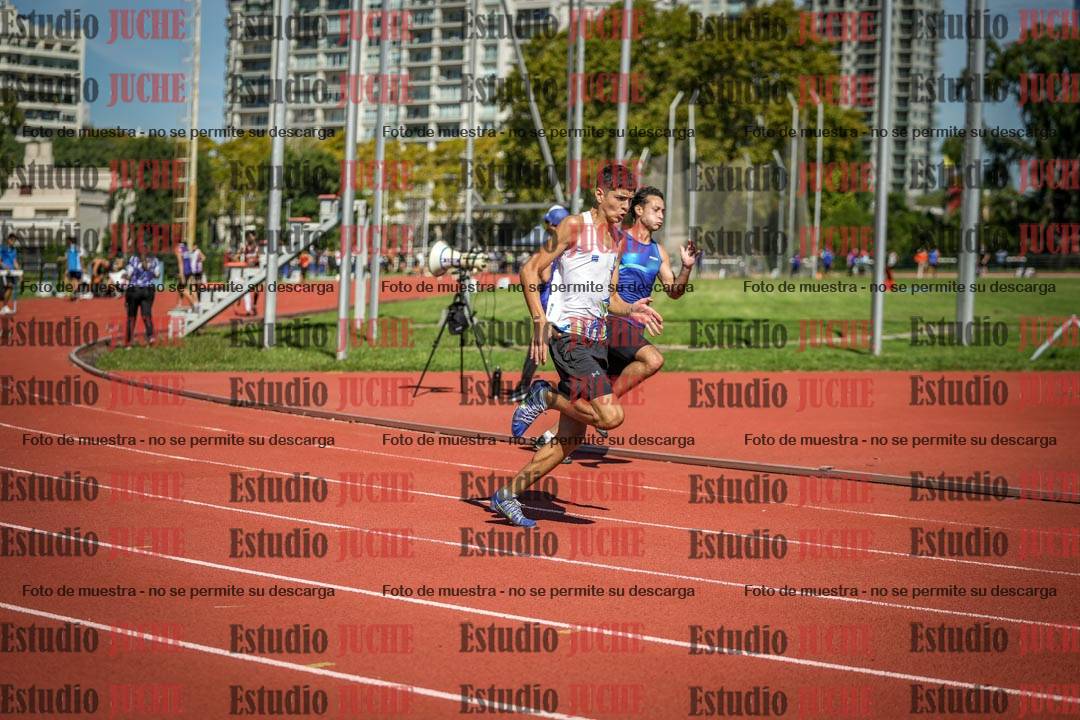 Fotos de los 200 m llanos de varones