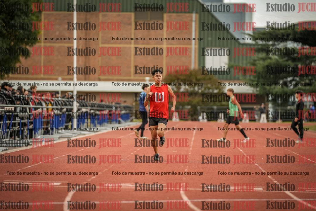 Fotos de los 400 m llanos de varones