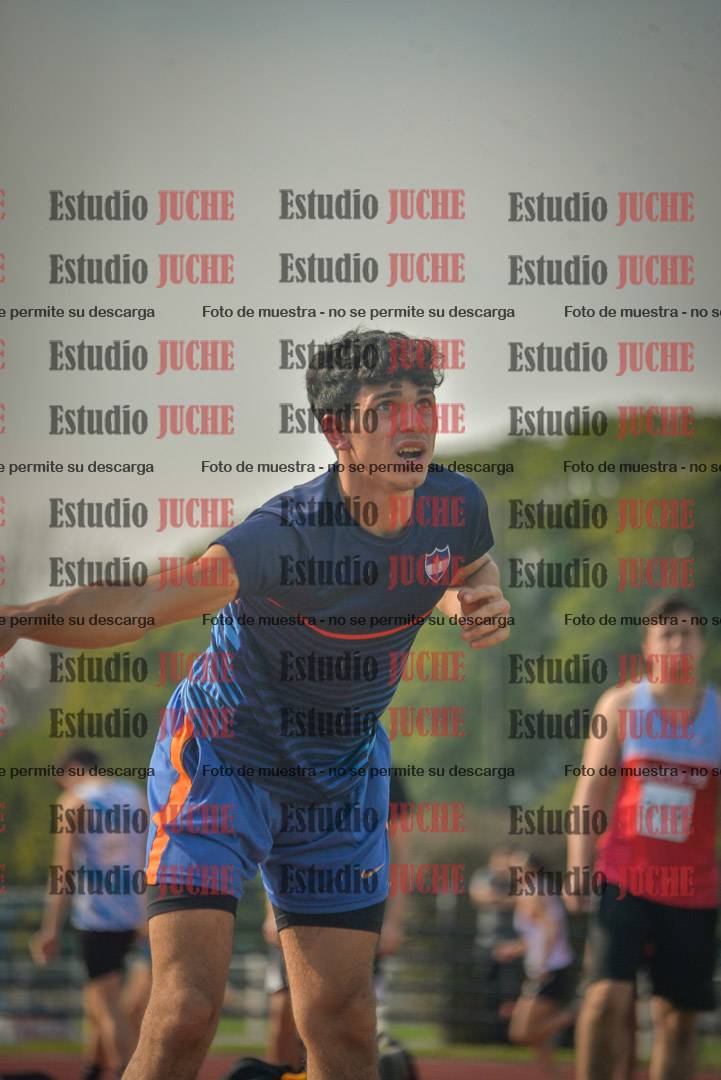 Fotos del lanzamiento de jabalina de varones
