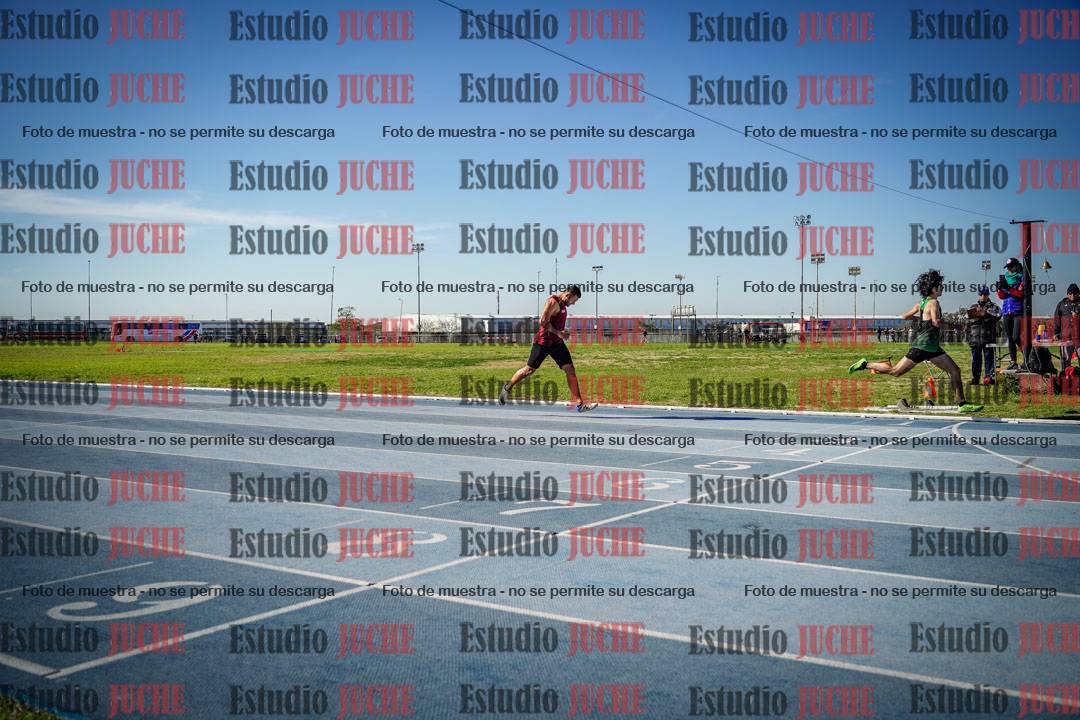 Fotos de los 400 m llanos de varones