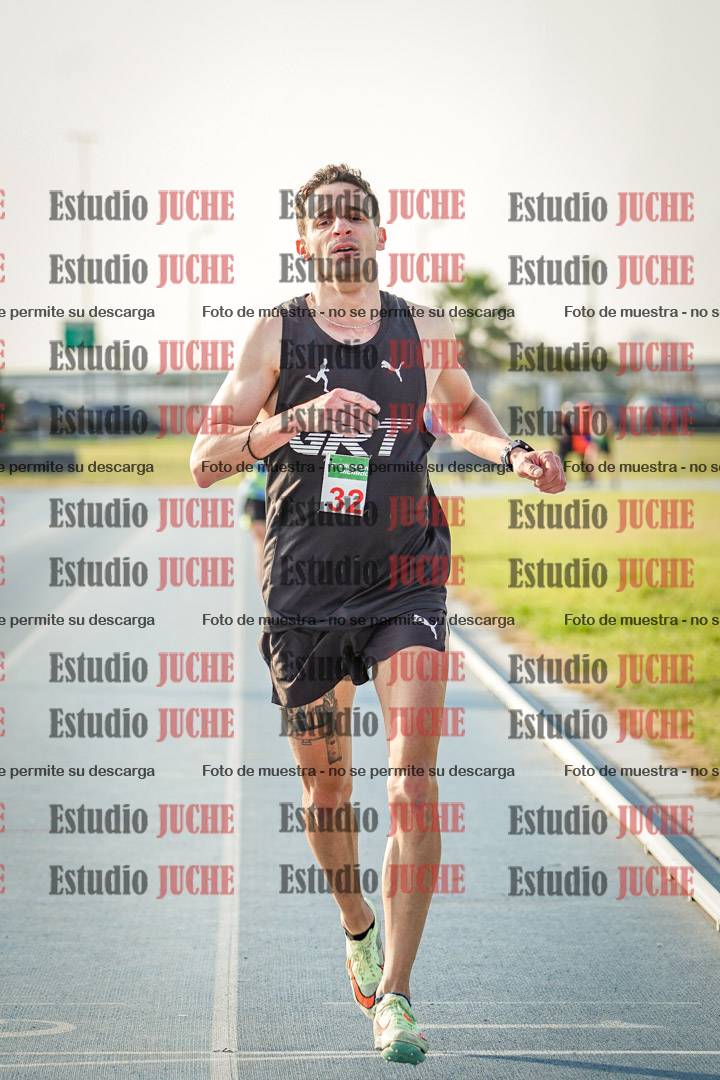 Fotos de los 3000 m llanos de varones
