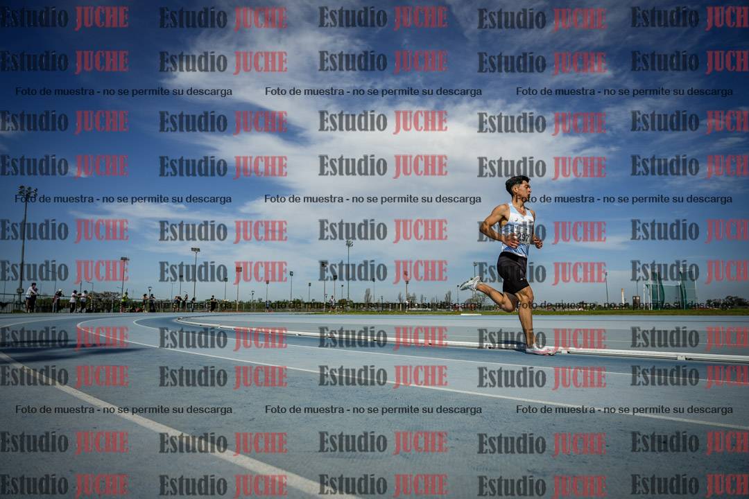 Fotos de los 3000 m llanos de varones