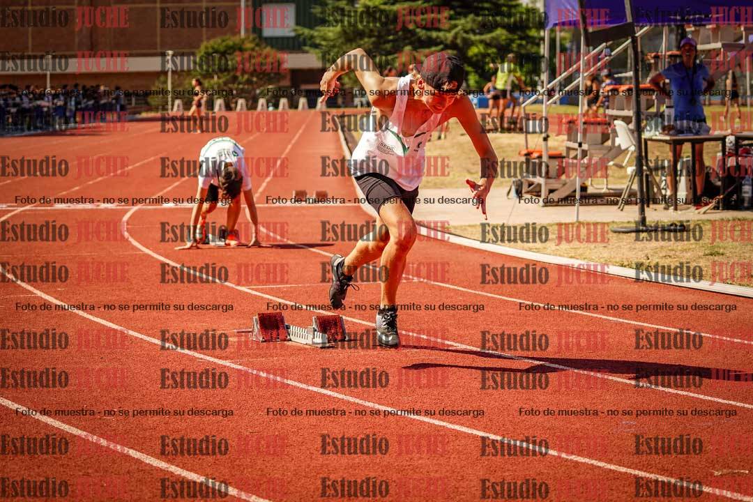 Fotos de los 400 m llanos de varones