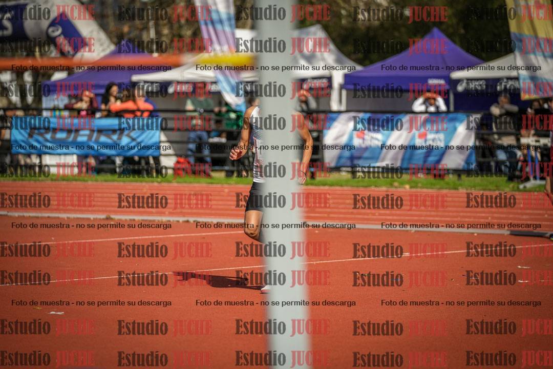 Fotos del salto en alto de varones