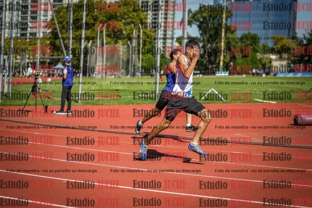Fotos de los 200 m llanos de varones