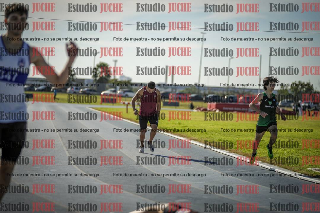 Fotos de los 400 m llanos de varones