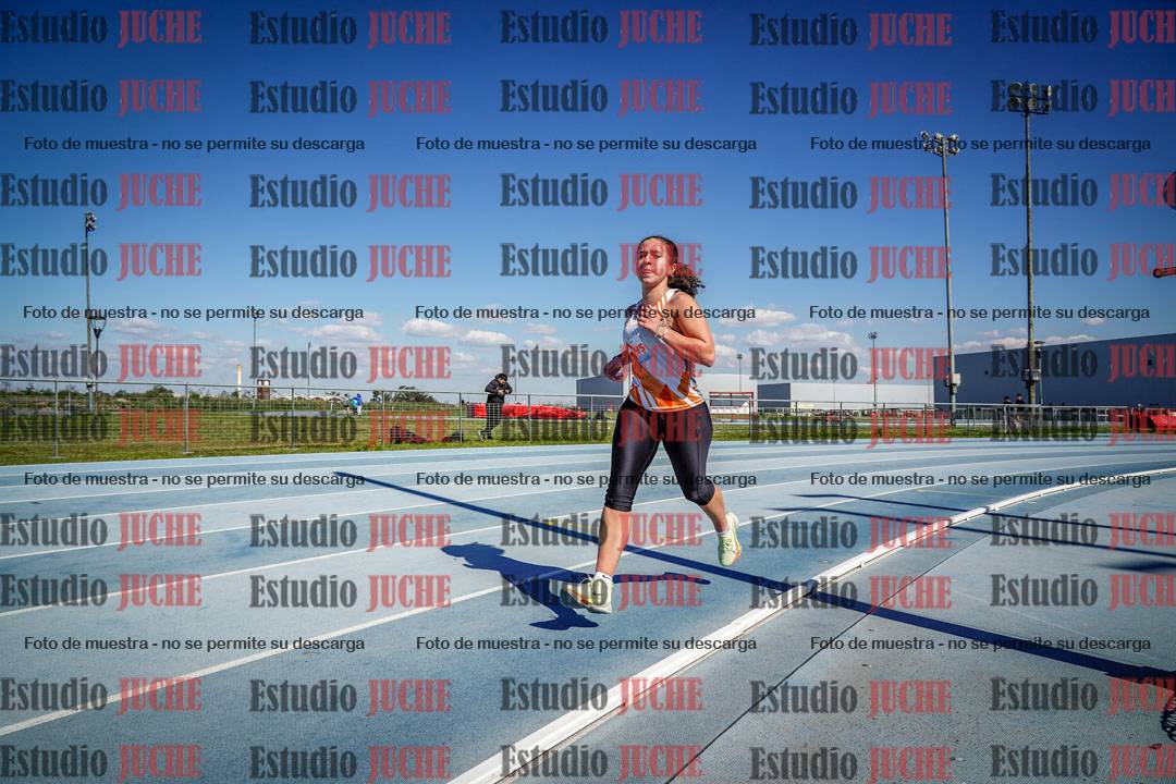 Fotos de los 5000 m llanos de mujeres y varones