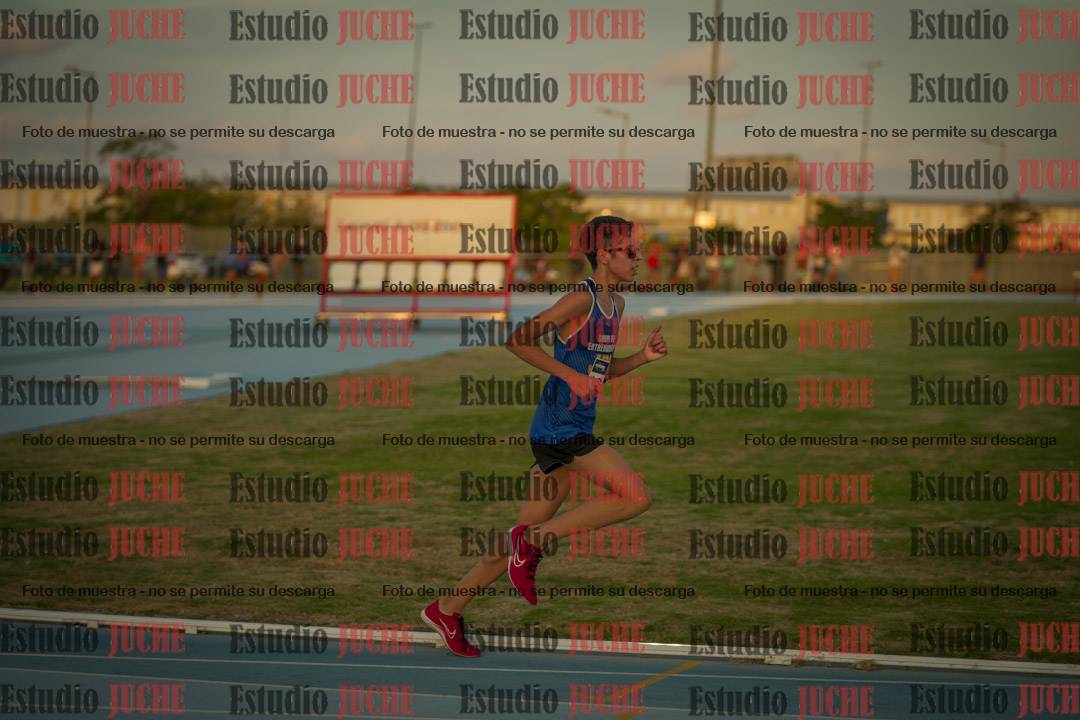Fotos de los 3000 m llanos de varones
