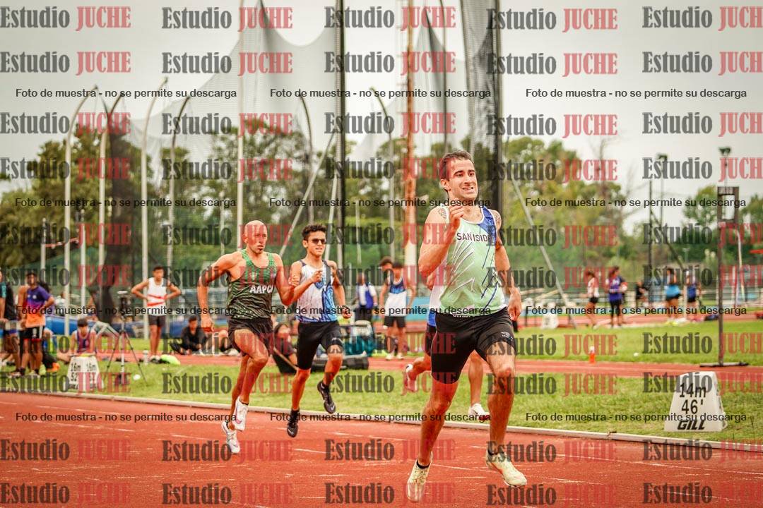 Fotos de los 400 m llanos de varones
