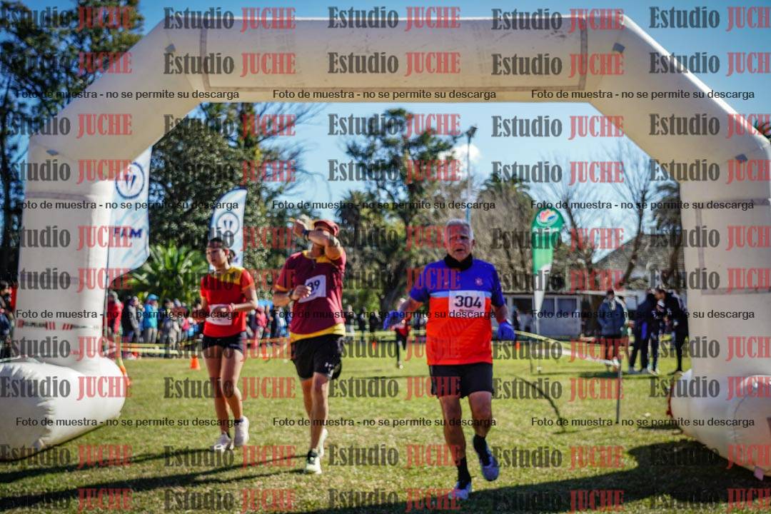 Fotos de la llegada del cross de 1500 m