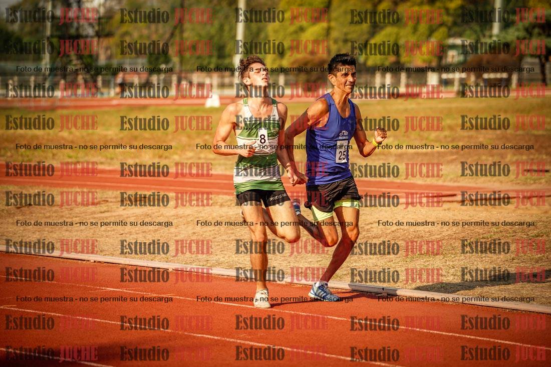 Fotos de los 1500 m llanos de varones