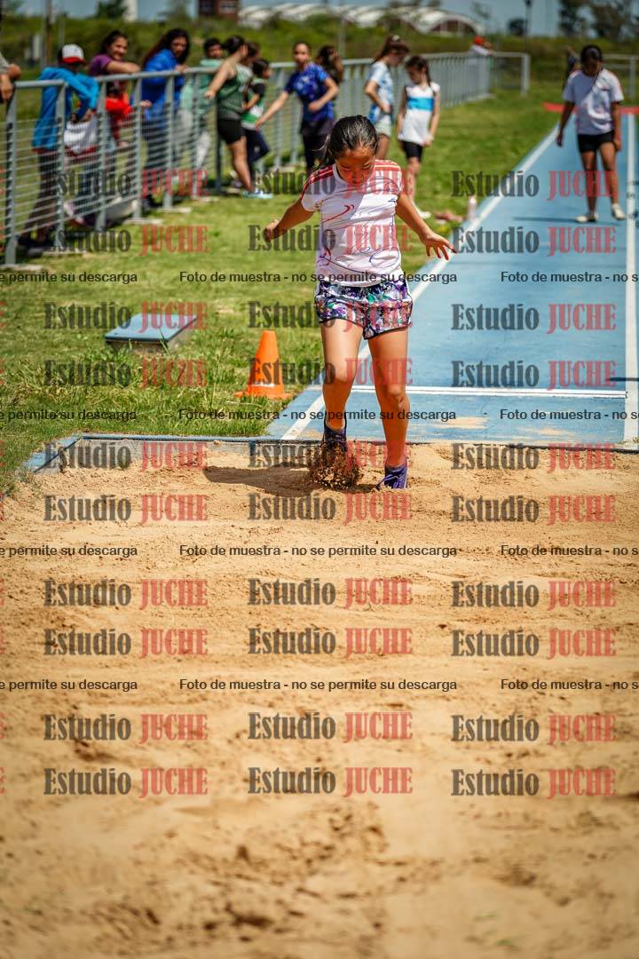 Fotos del salto en largo de mujeres - U12