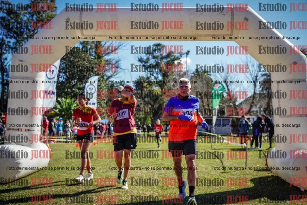 Fotos de la llegada del cross de 1500 m