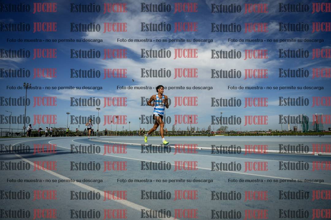 Fotos de los 3000 m llanos de varones